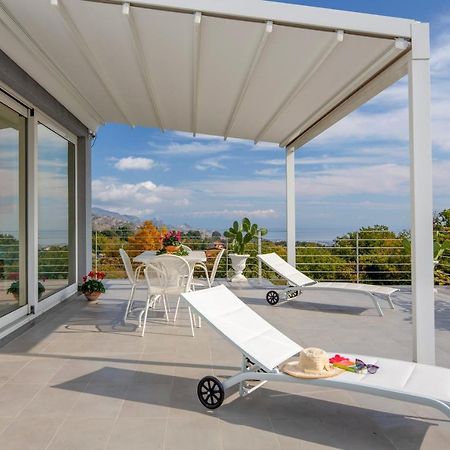 Design Villa In Piedimonte Etneo Exterior photo