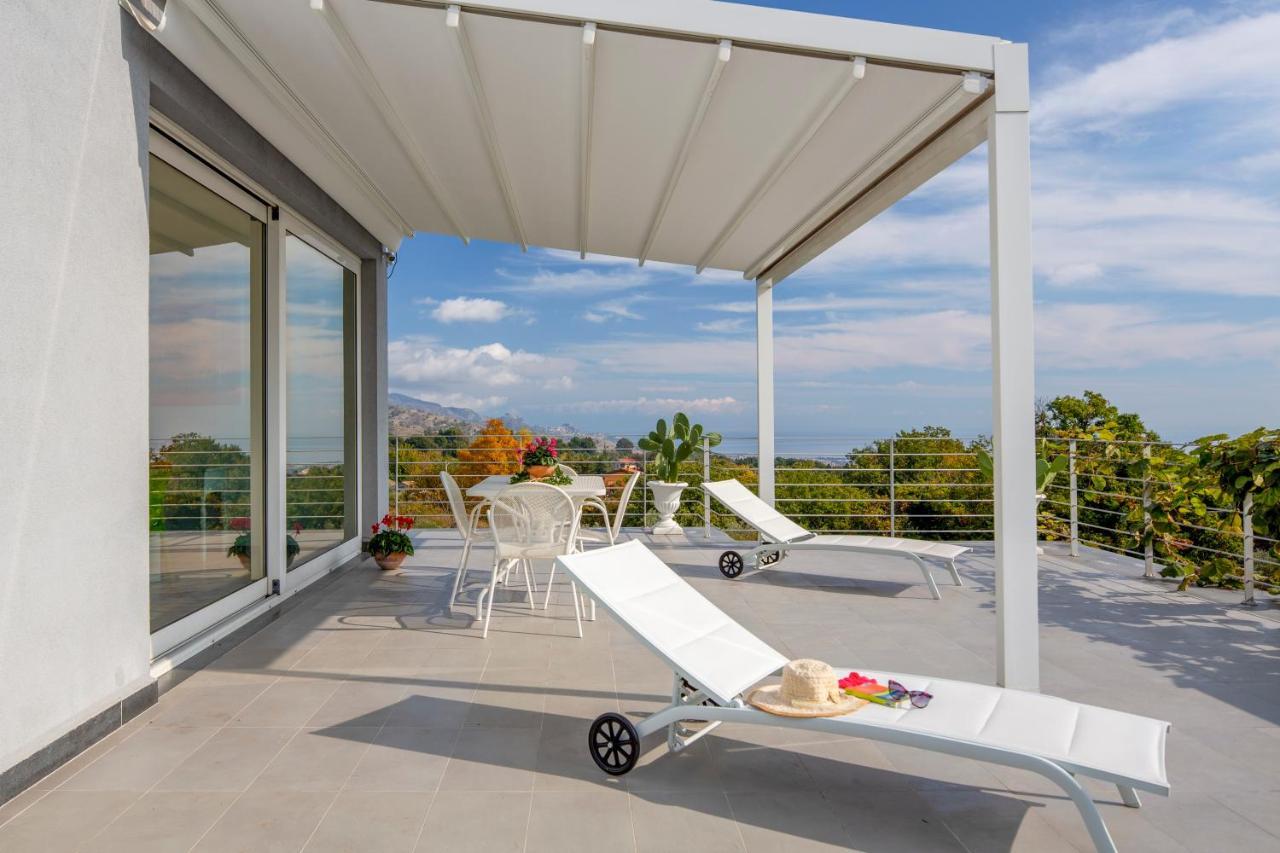 Design Villa In Piedimonte Etneo Exterior photo