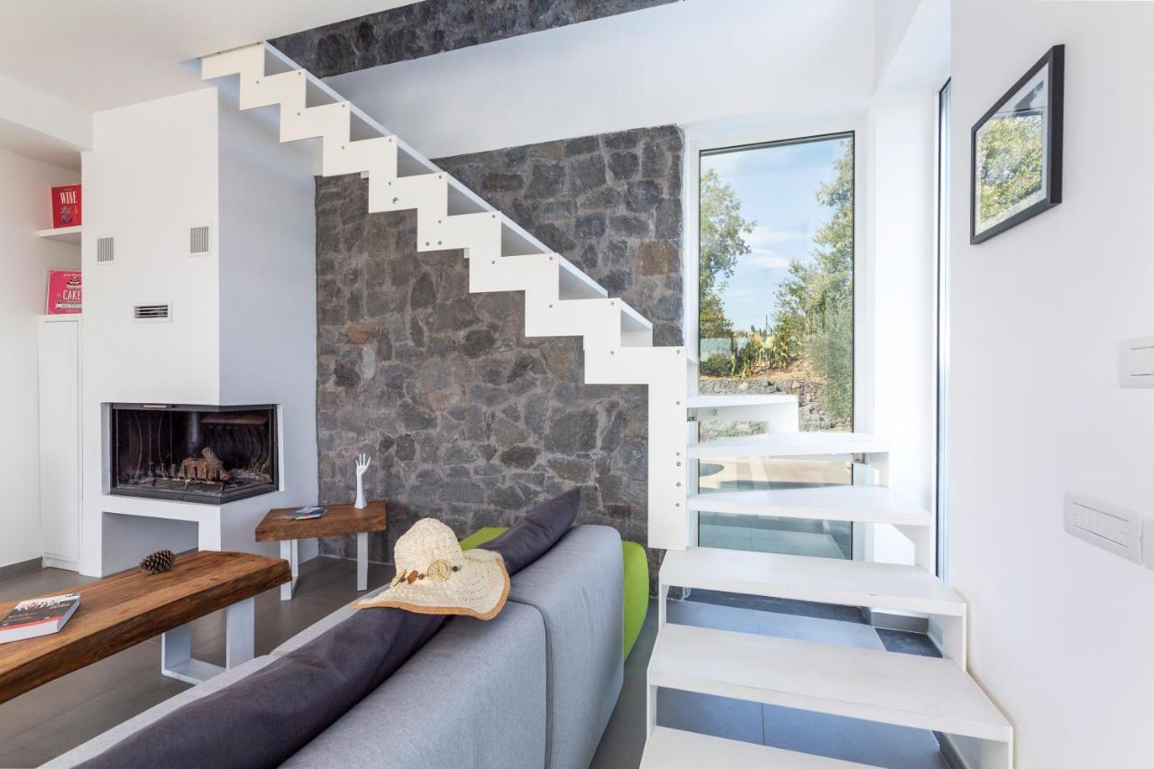 Design Villa In Piedimonte Etneo Exterior photo