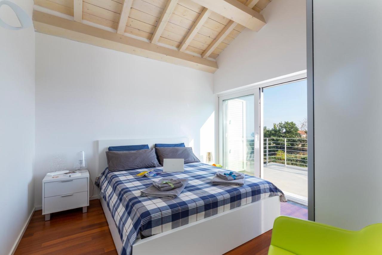 Design Villa In Piedimonte Etneo Exterior photo