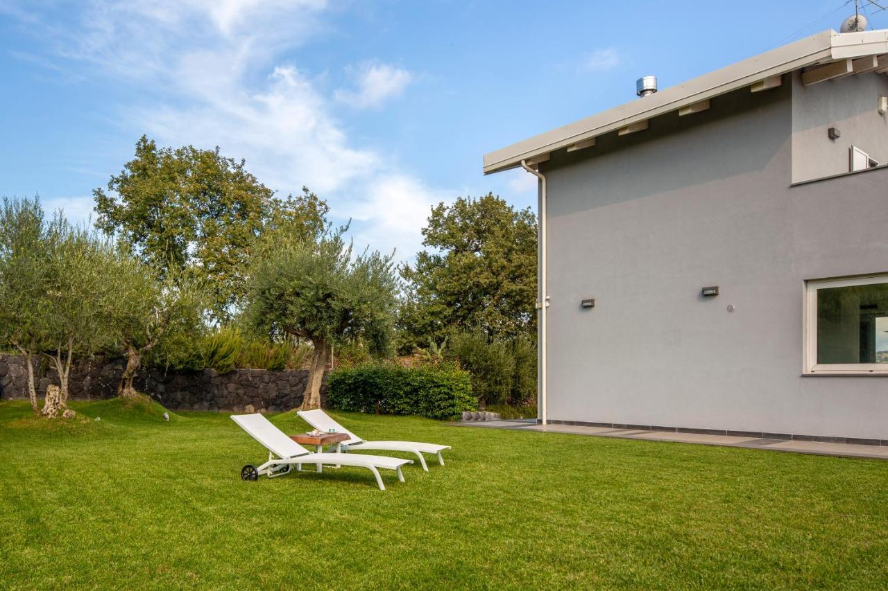 Design Villa In Piedimonte Etneo Exterior photo