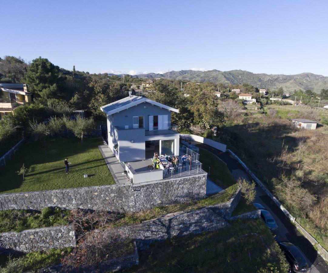 Design Villa In Piedimonte Etneo Exterior photo