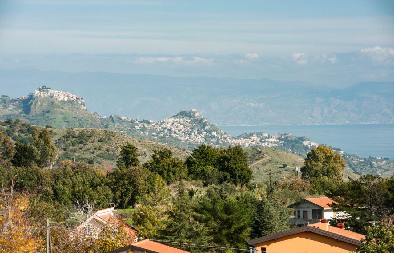 Design Villa In Piedimonte Etneo Exterior photo